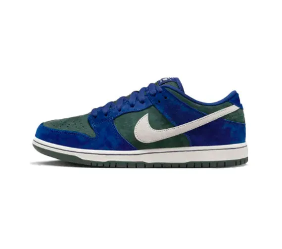 Nike SB Dunk Low Pro - Deep Royal Blue/Sail-Vintage Green